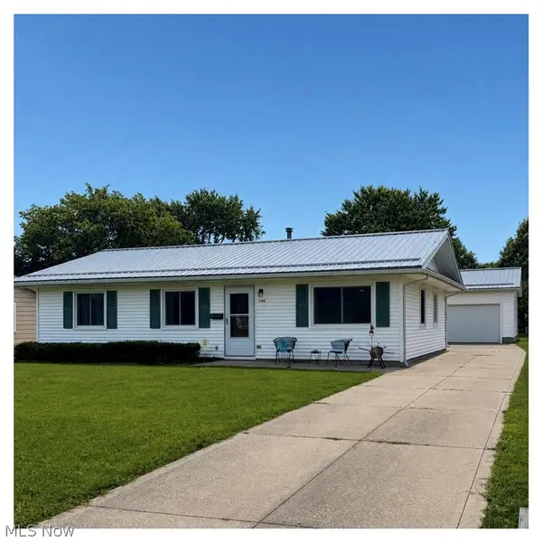 490 Myra Drive, Chardon, OH 44024