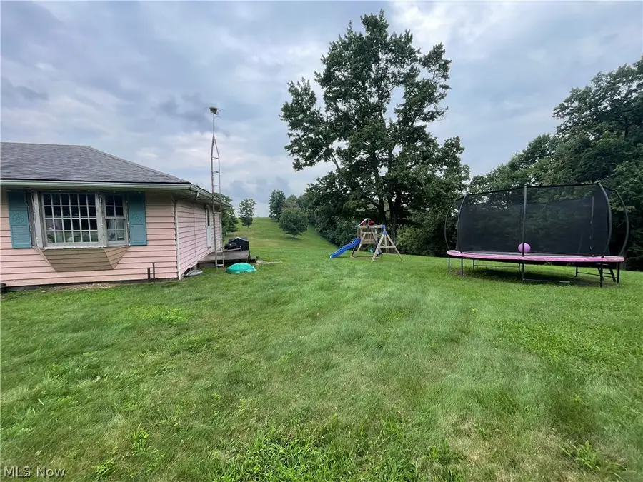672 Tope Road, New Cumberland, WV 26047 - #2