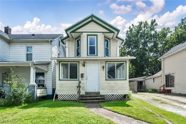 54 Brown Street, Barberton, OH 44203