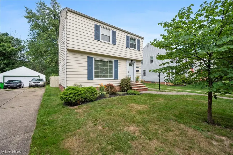 24231 Yosemite Drive, Euclid, OH 44117 - #3