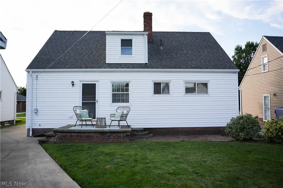 29508 Woodway Drive, Wickliffe, OH 44092 - #3
