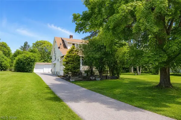 5363 Bartlett Road, Bedford Heights, OH 44146
