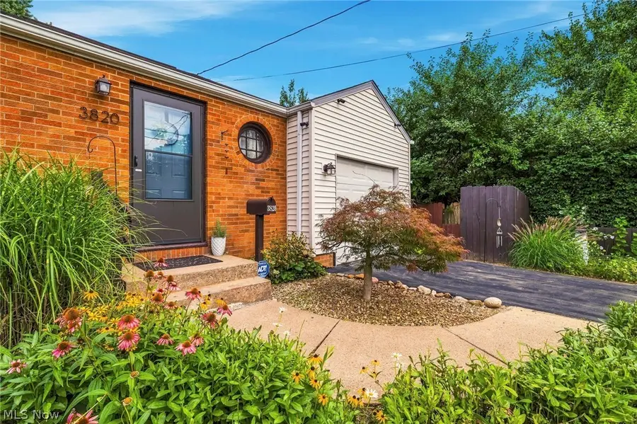 3820 Norman Nw Avenue, Canton, OH 44709 - #3