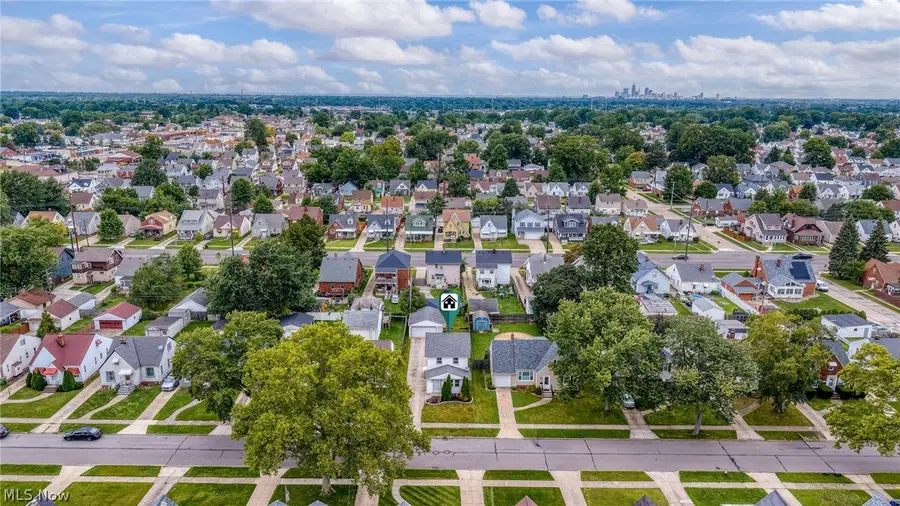 6810 Alber Avenue, Parma, OH 44129 - #3