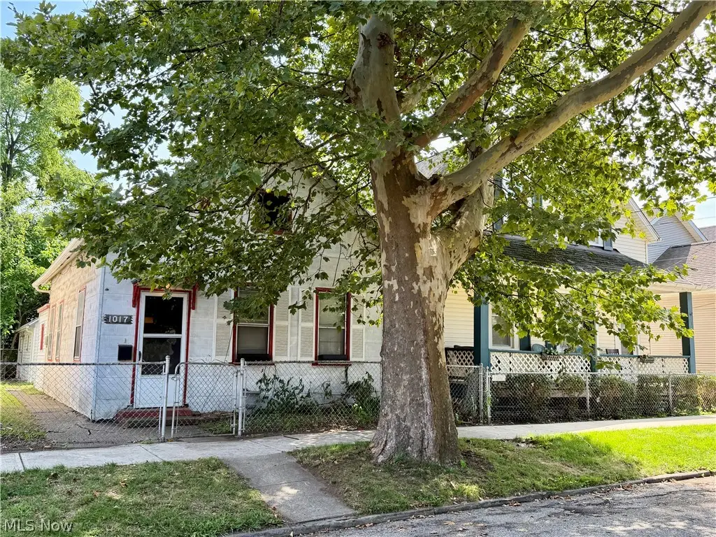 1015-1017 Auburn Avenue, Cleveland, OH 44113 - #1