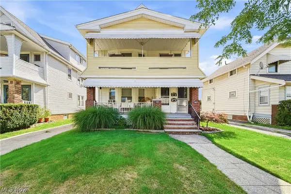 2095 Chesterland Avenue, Lakewood, OH 44107