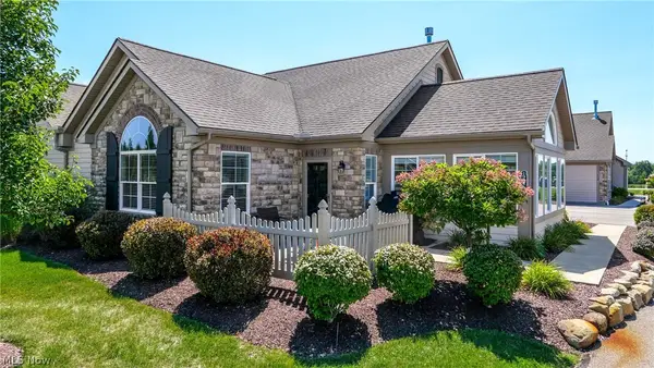 1942 Woods Drive, Streetsboro, OH 44241