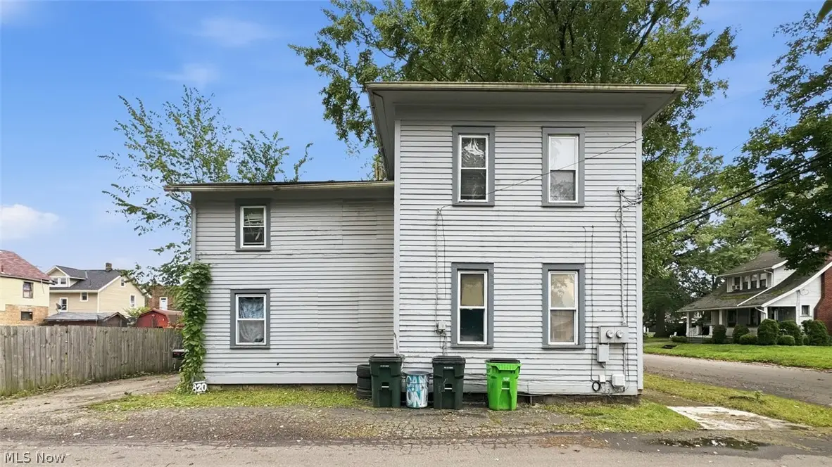 820 Parkview Ne Street, Massillon, OH 44646 - #1
