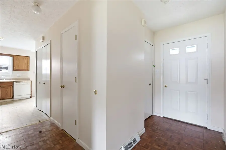 2980 Walter Road, Westlake, OH 44145 - #3