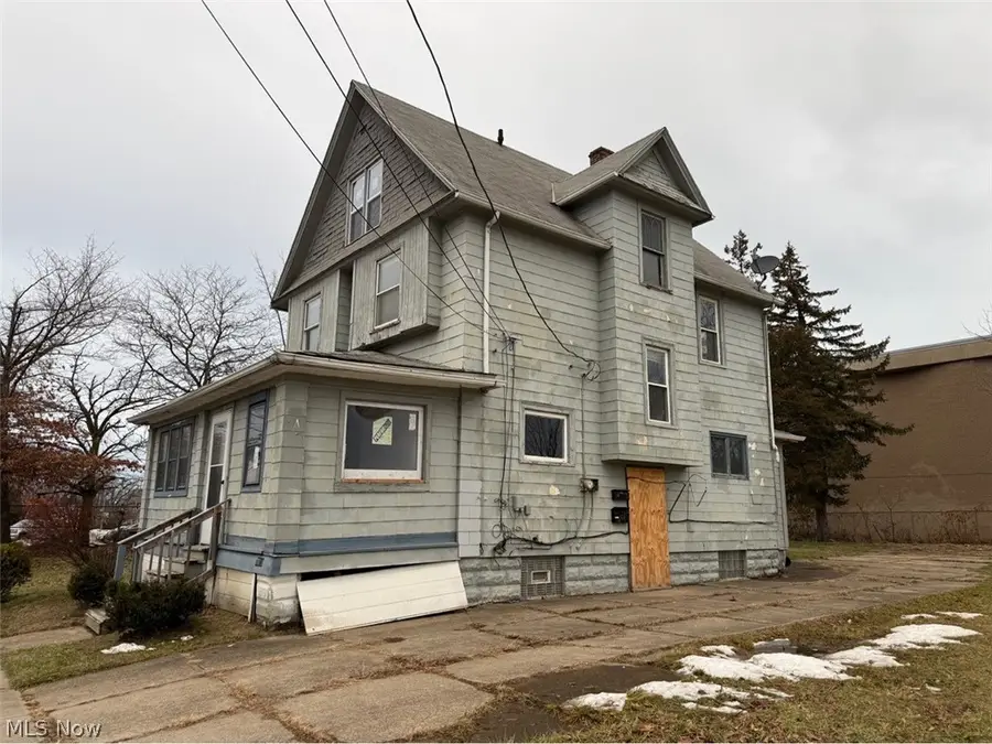 7611 Marble Avenue, Cleveland, OH 44105 - #2