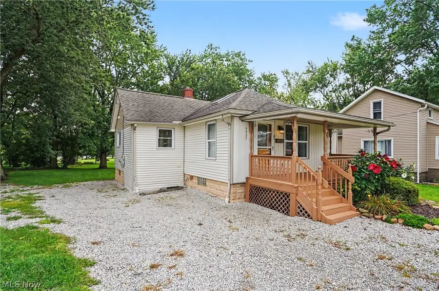 4937 Grove Avenue, Norton, OH 44203 - #2