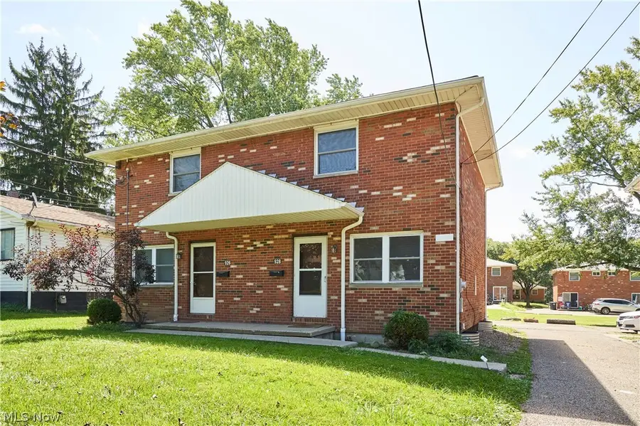 926 Russell Avenue, Akron, OH 44307 - #2