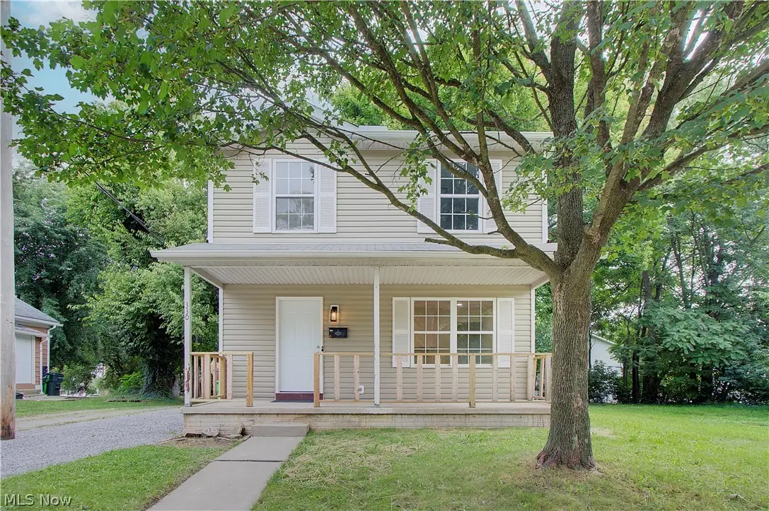 330 S Liberty Avenue, Alliance, OH 44601 - #1