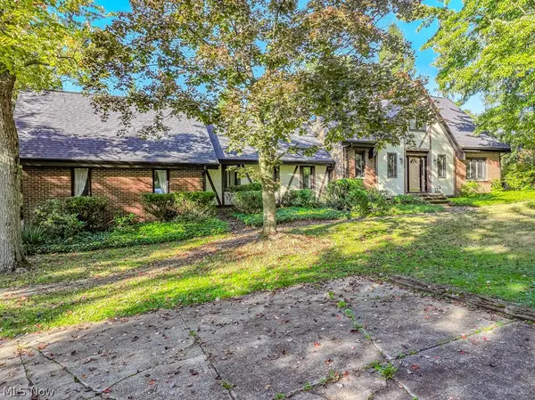 7244 Mulberry Road, Chesterland, OH 44026
