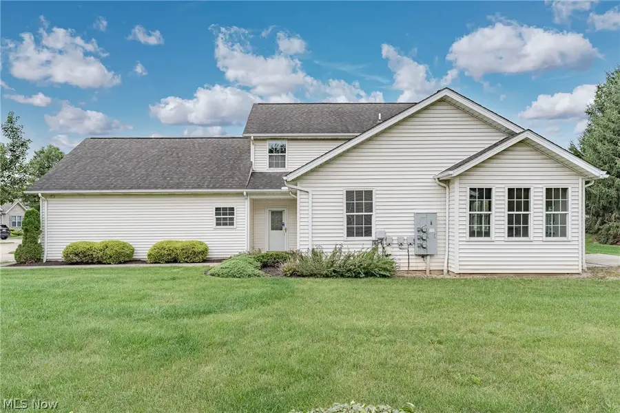 8757 Roberts Court #25C, Olmsted Falls, OH 44138 - #2