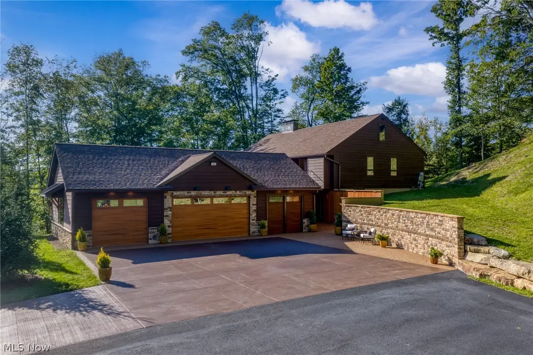 6915 Eagle Road, Waite Hill, OH 44094 - #1