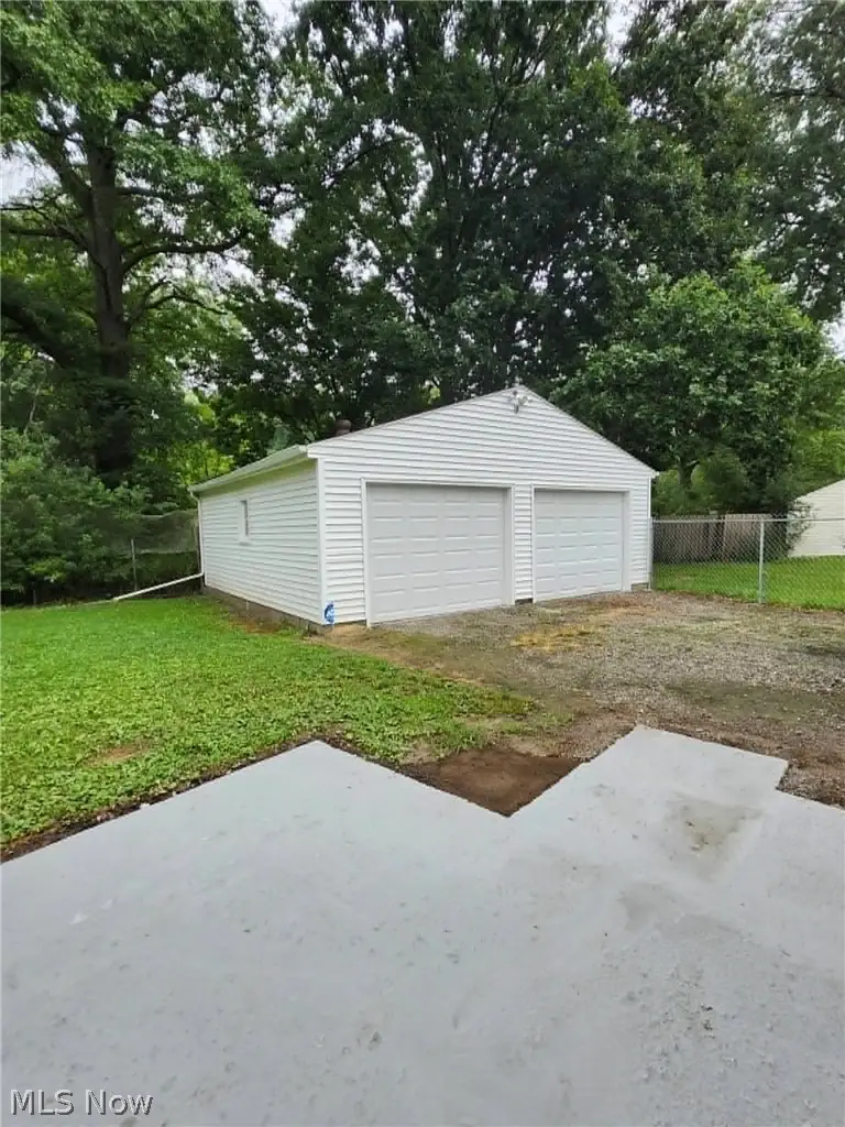 536 Oak Sw Circle, Warren, OH 44485 - #2