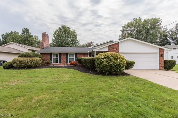 1767 Larkspur Drive, Lyndhurst, OH 44124