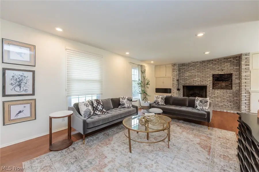 1767 Larkspur Drive, Lyndhurst, OH 44124 - #2