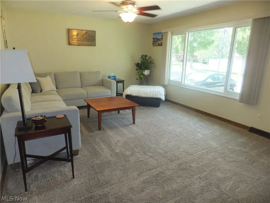 1211 Eric Lane, Cleveland, OH 44109 - #3