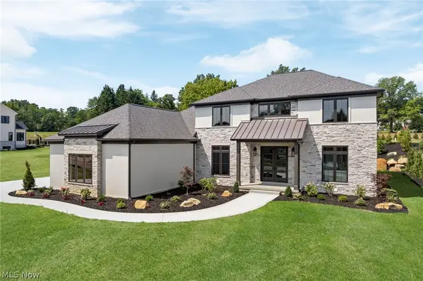 526 Sawgrass Drive, Fairlawn, OH 44333