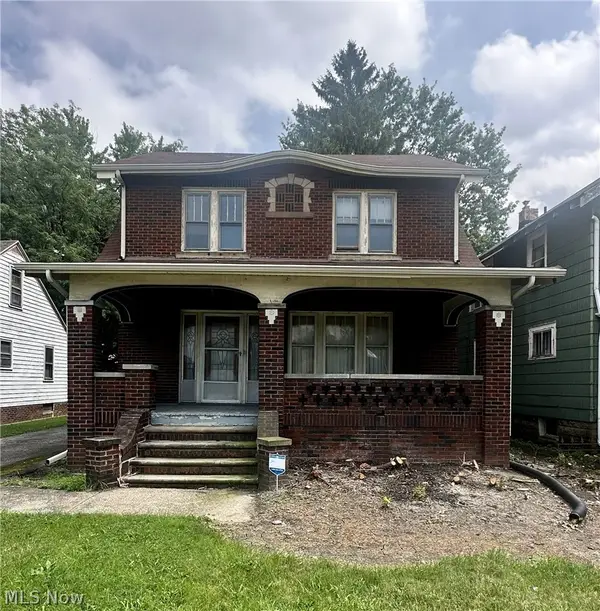 3223 Grove Avenue, Lorain, OH 44055