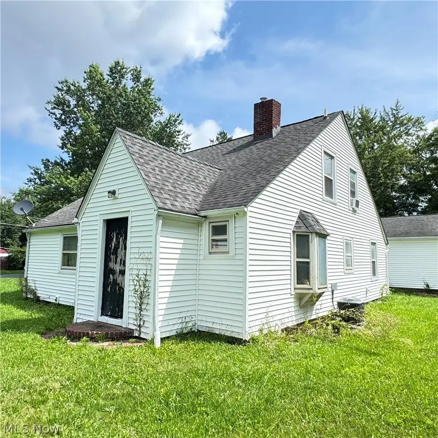 547 Ewart Road, Akron, OH 44312 - #2