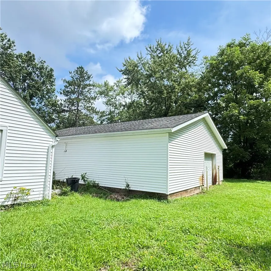 547 Ewart Road, Akron, OH 44312 - #3