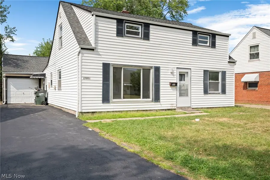 27051 Shirley Avenue, Euclid, OH 44132 - #2