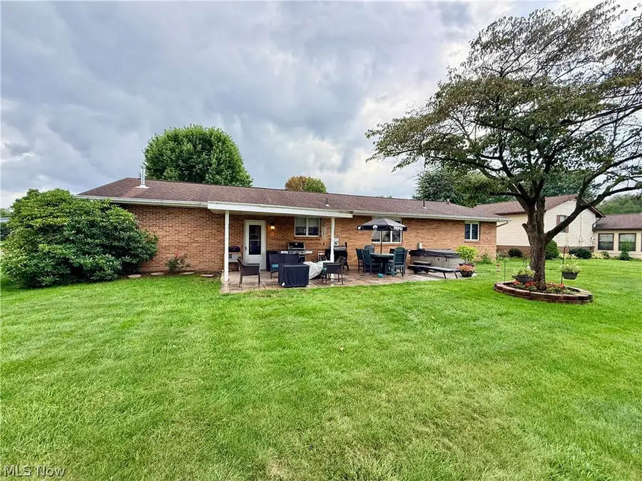 447 Rosch Sw Court, New Philadelphia, OH 44663 - #3