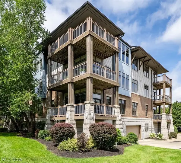 1403 Copper Trace #205, Cleveland Heights, OH 44118