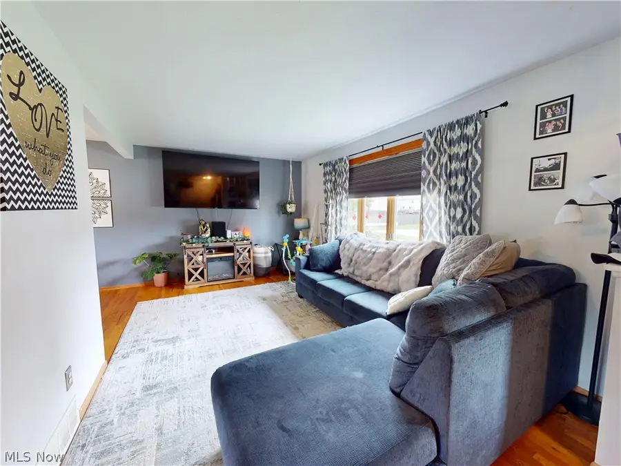 32325 Dickerson Road, Willowick, OH 44095 - #3