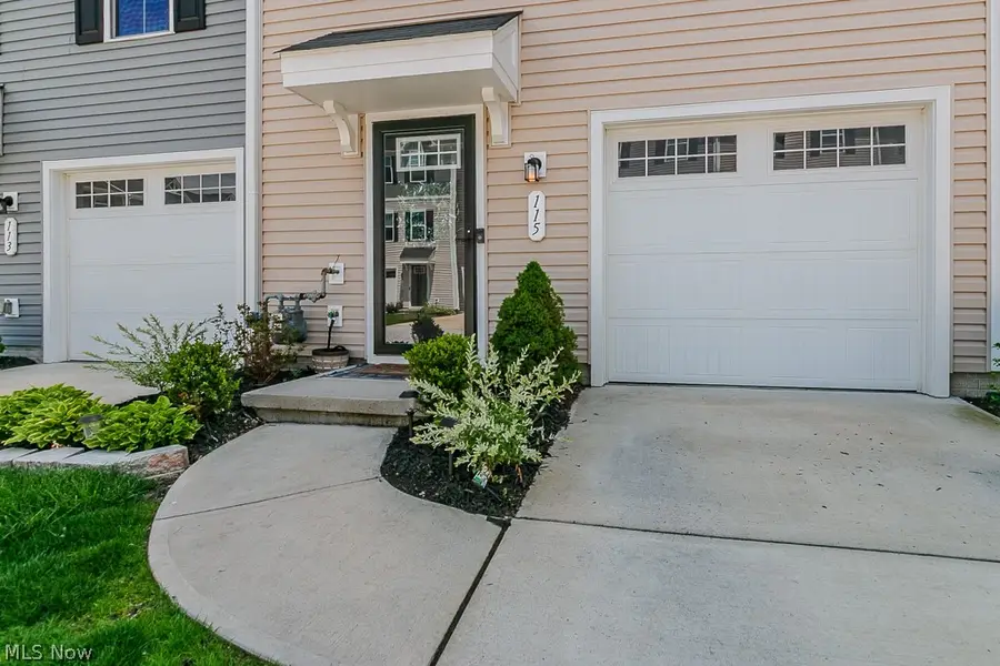 115 Palm Court, Painesville Twp, OH 44077 - #2