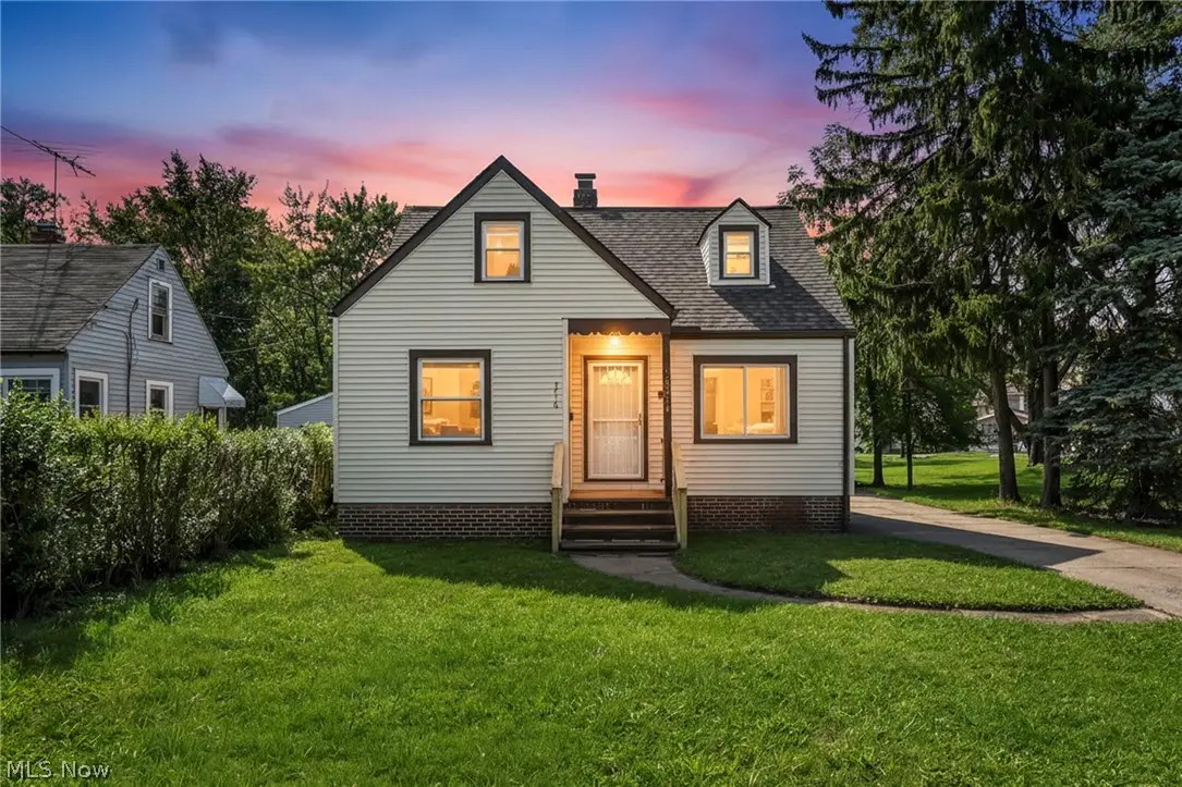 5516 Garden Street, Maple Heights, OH 44137 - #1