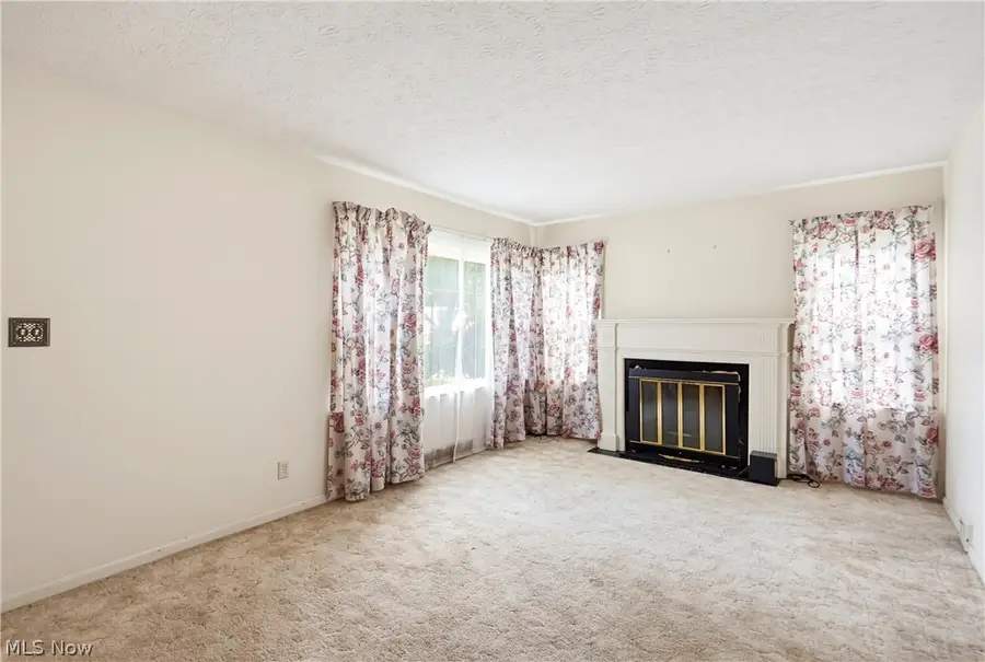 3504 Lakeview Boulevard, Stow, OH 44224 - #3