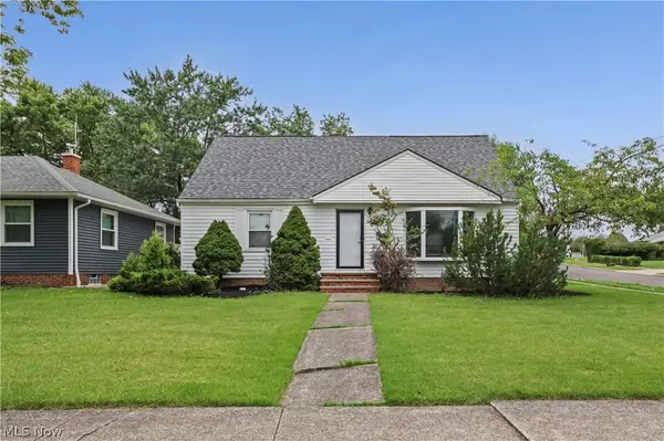 7146 W Parkview Drive, Parma, OH 44134
