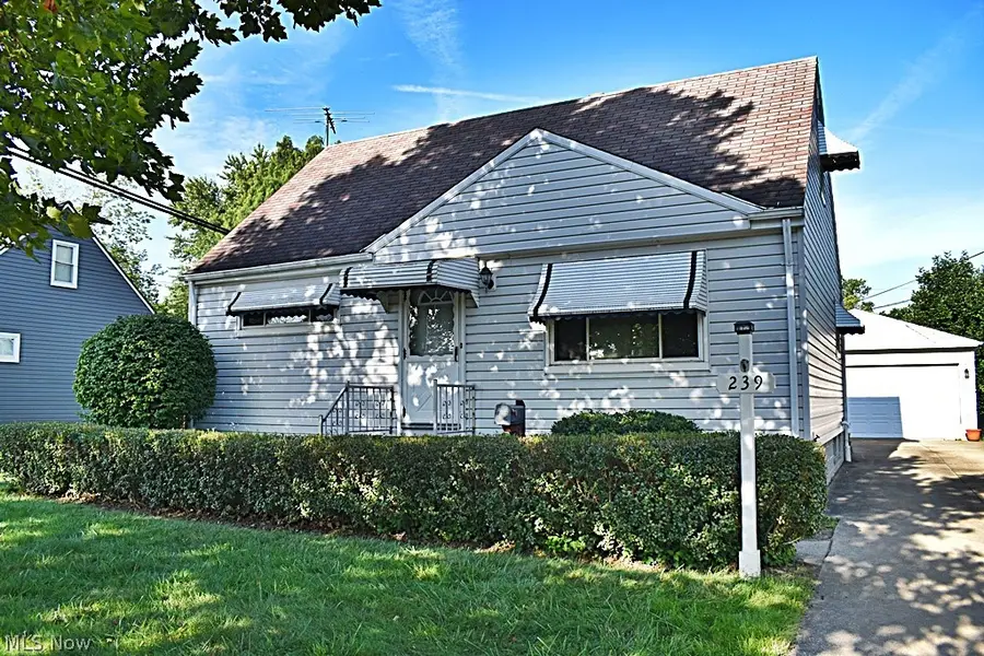 239 Paul Street, Bedford, OH 44146 - #2