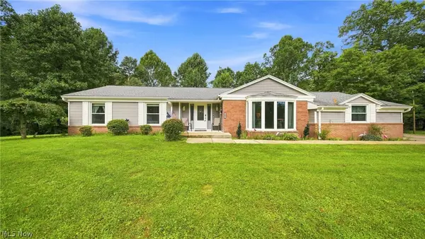 145 W Lake Street, Washington, WV 26181