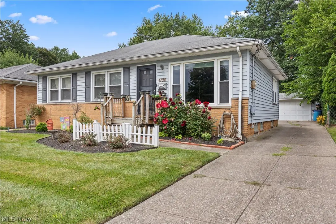 4704 W 156th Street, Cleveland, OH 44135 - #1