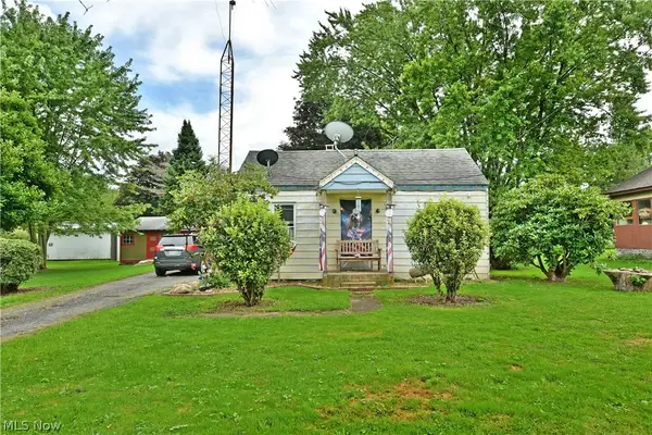 8114 W Lincoln Ne Street, Masury, OH 44438