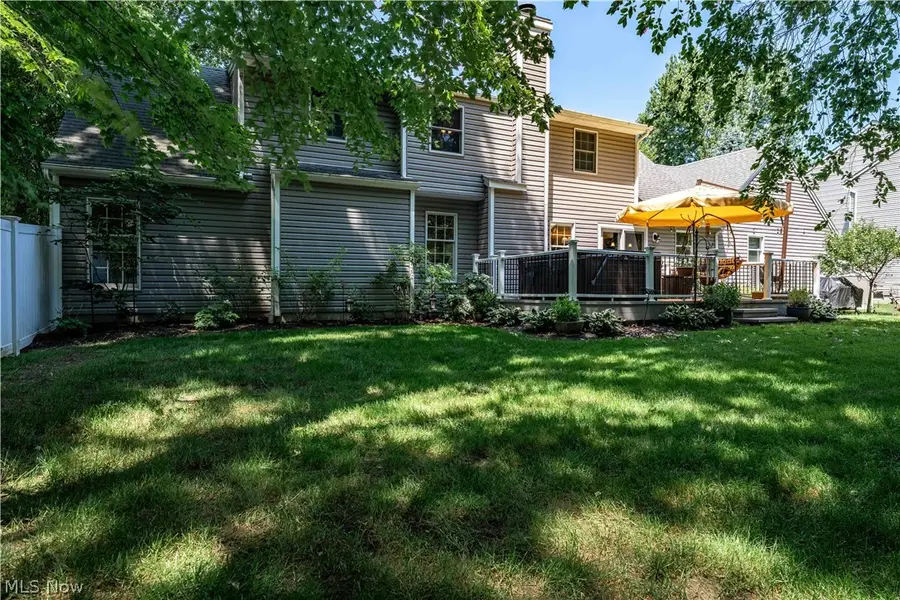 389 Jaycox Road, Avon Lake, OH 44012 - #3