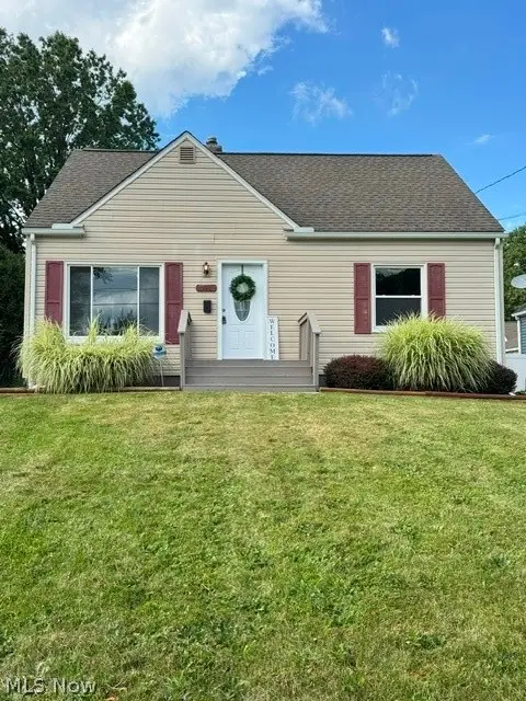 715 E Catawba Avenue, Akron, OH 44306
