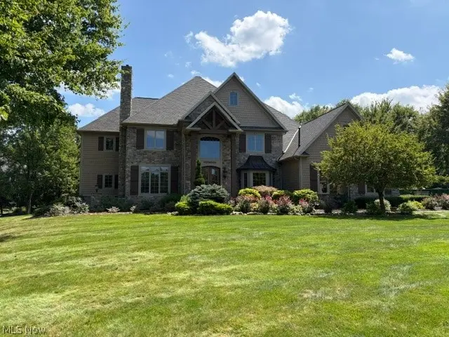 334 Crown Ridge Drive, Cuyahoga Falls, OH 44223 - #1