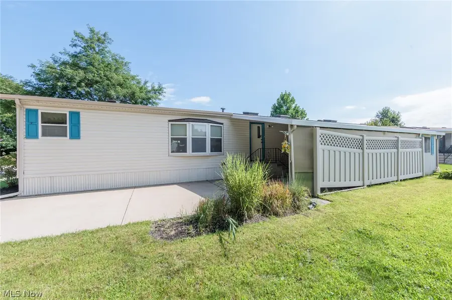 78 Periwinkle Drive, Olmsted, OH 44138 - #2