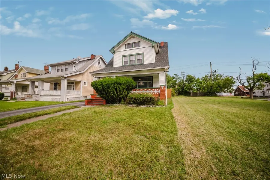 13509 Alvin Avenue, Garfield Heights, OH 44105 - #2