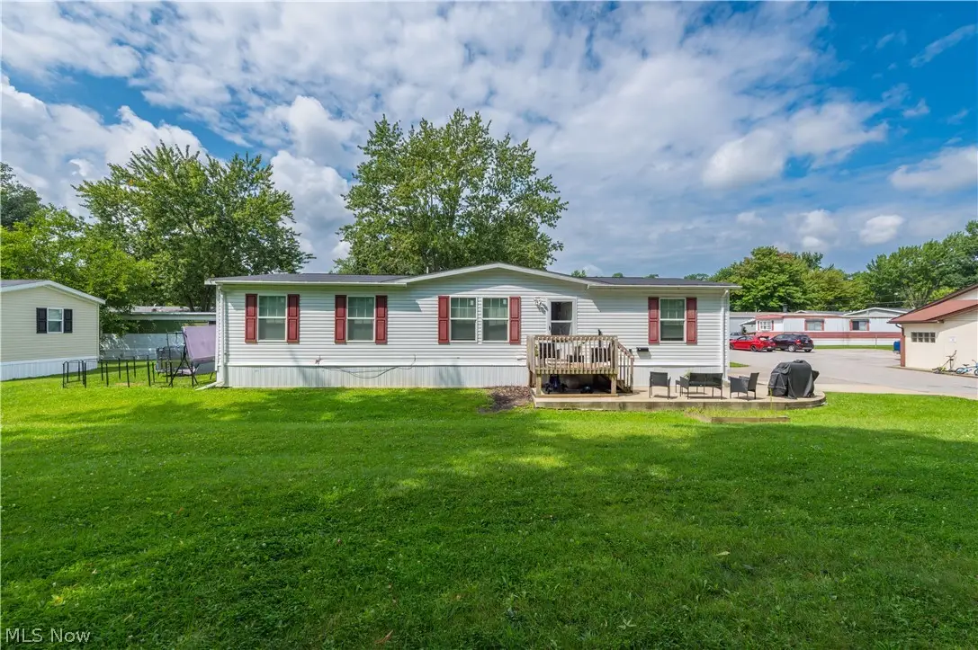 431 Westwoods, Amherst, OH 44001 - #1