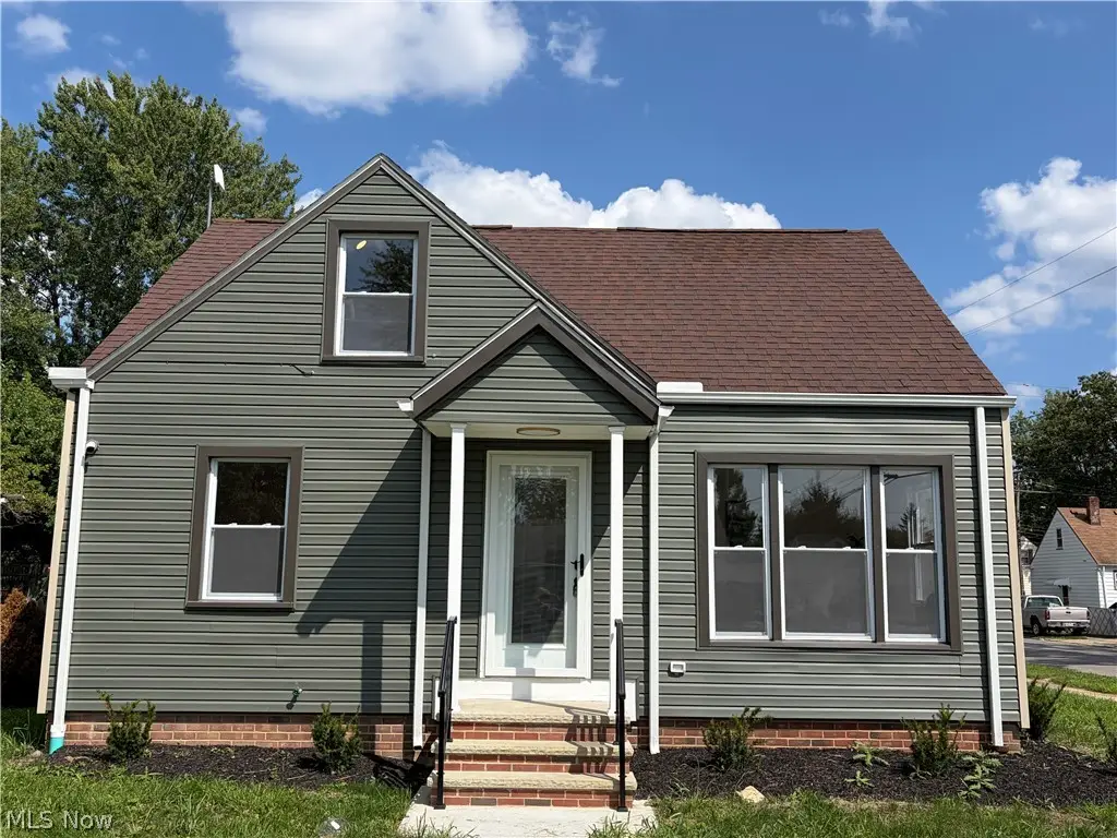 3895 E 189th Street, Cleveland, OH 44122 - #1