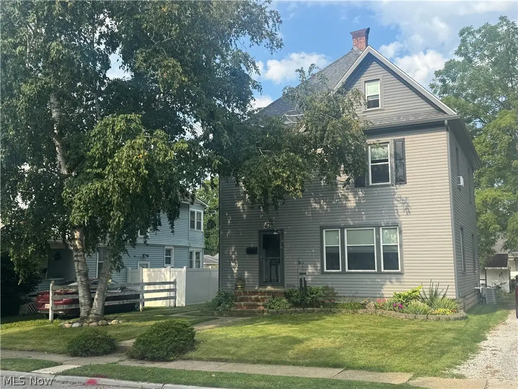 219 N Elm Street, Orrville, OH 44667 - #1