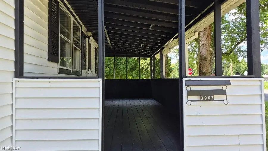 3962 Swain Drive, Norton, OH 44203 - #3