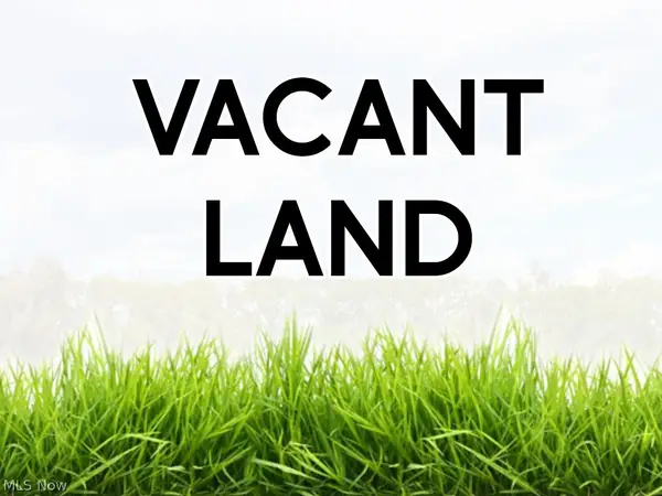 Winding Creek Drive, Ravenna, OH 44266